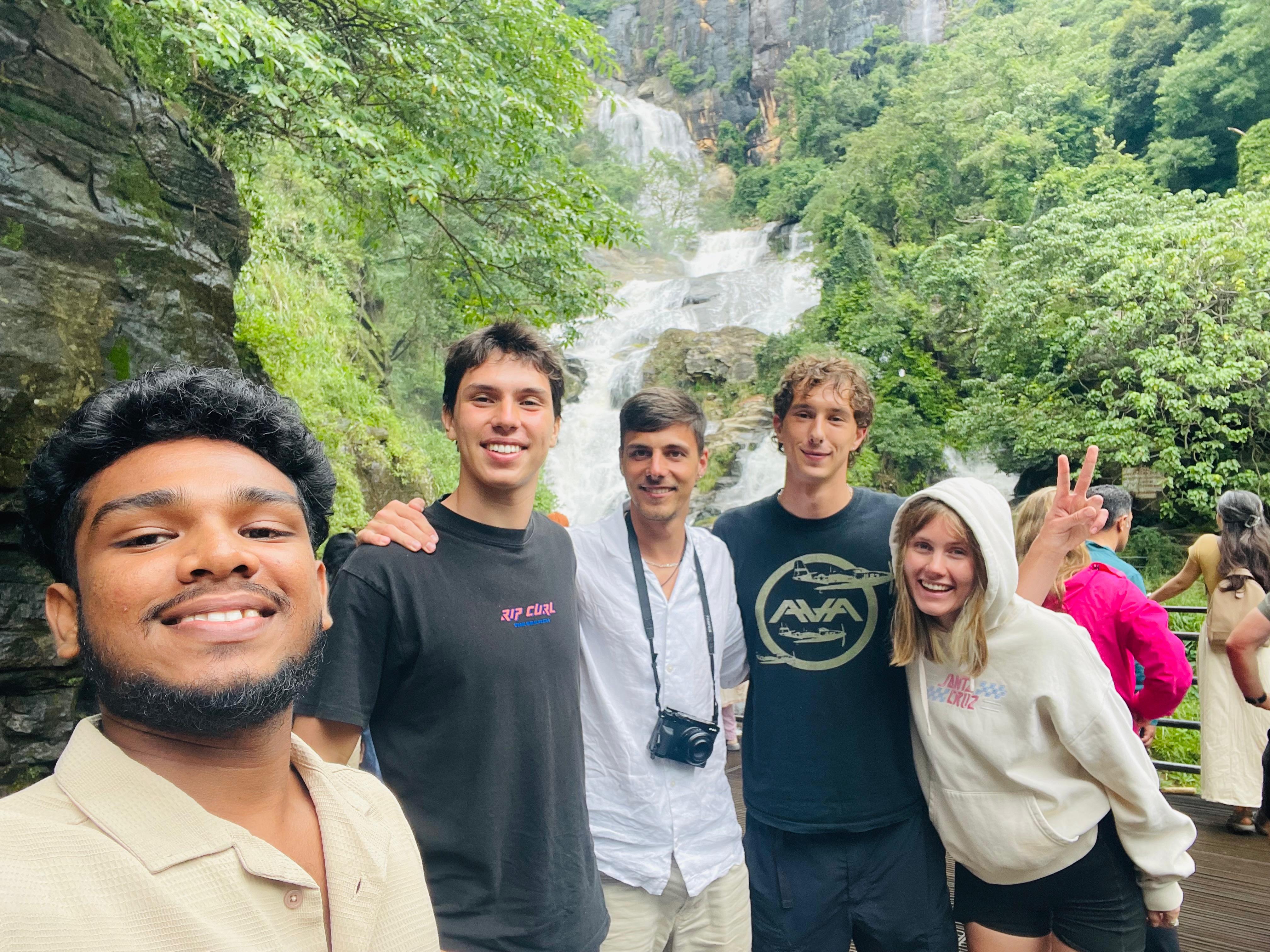 About Dilshan Travelscape - Professional Sri Lankan Travel Services